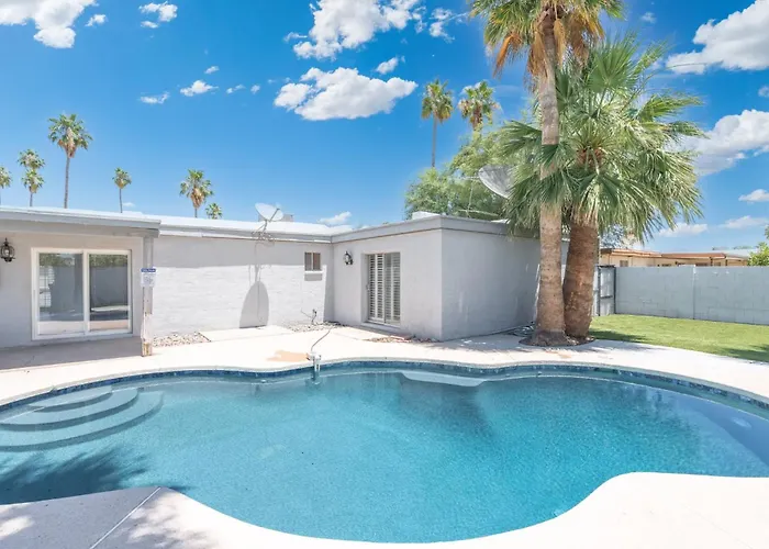 4bd Kierland & Quarters Pool & Palms Holiday home *