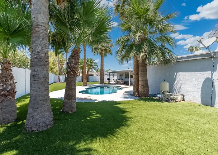 4bd Kierland & Quarters Pool & Palms Holiday home *