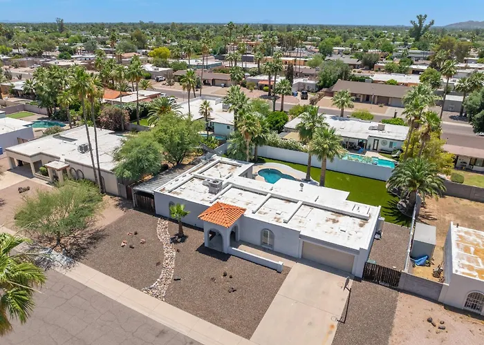 4bd Kierland & Quarters Pool & Palms